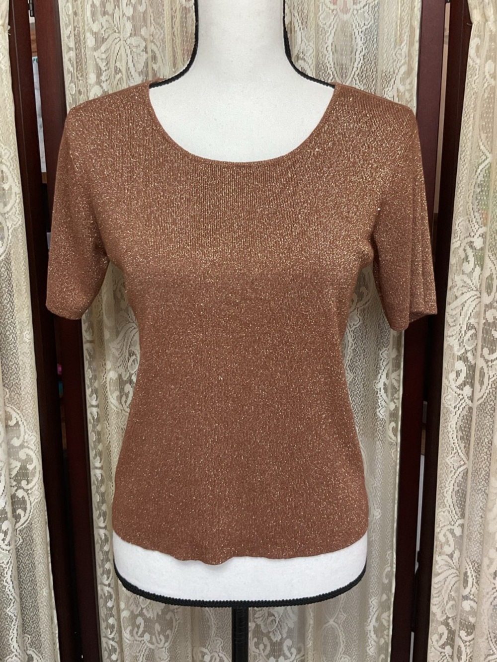DRAPER’S & DAMON’S S/S METALLIC SHIRT - SZ MEDIUM
